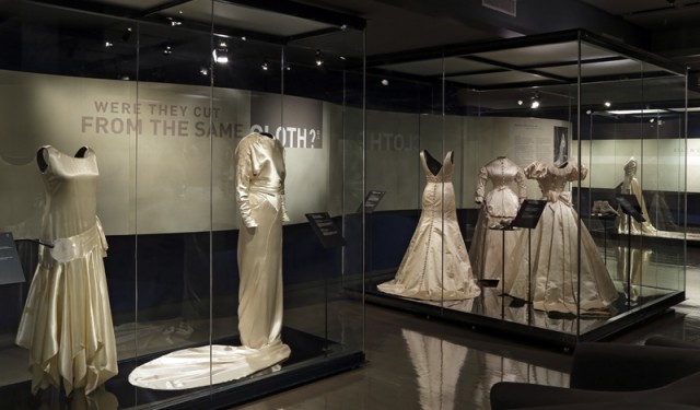 Balenciaga, Master of Couture - Fashion exhibition at the McCord Museum