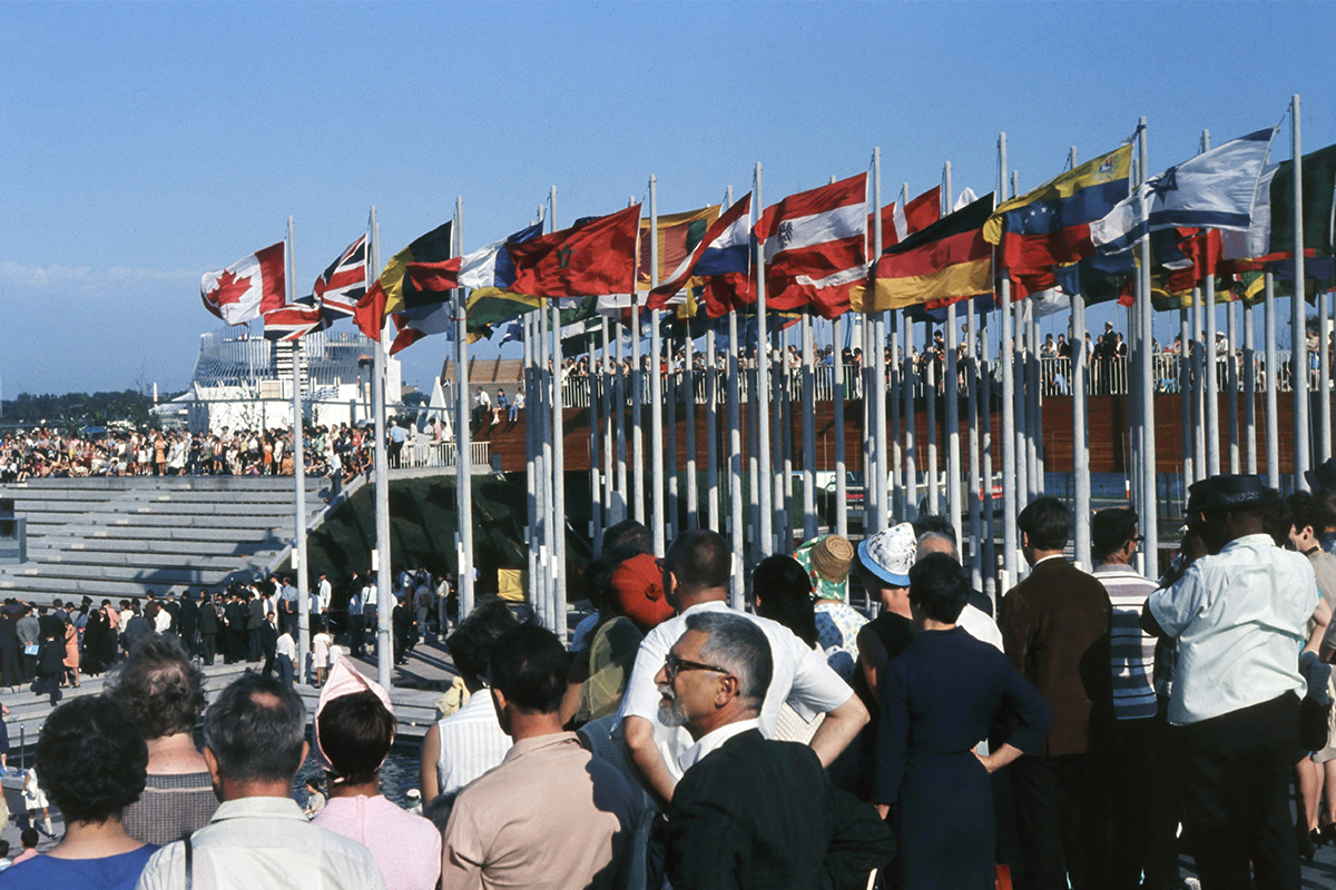 The Place des Nations, Île Sainte-Hélène, Expo 67, Montreal, 1967. Gift of Jean-Louis Frund
© McCord Museum, MP-1994.1.1.4.91