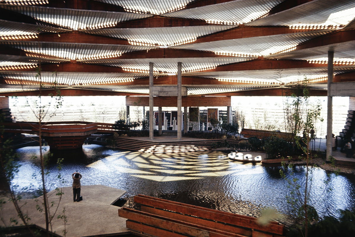 The thematic pavilion Man in the Community, Cité du Havre, Expo 67,
Montreal, 1967. Gift of Jean-Louis Frund © McCord Museum, MP-1994.1.1.1.89