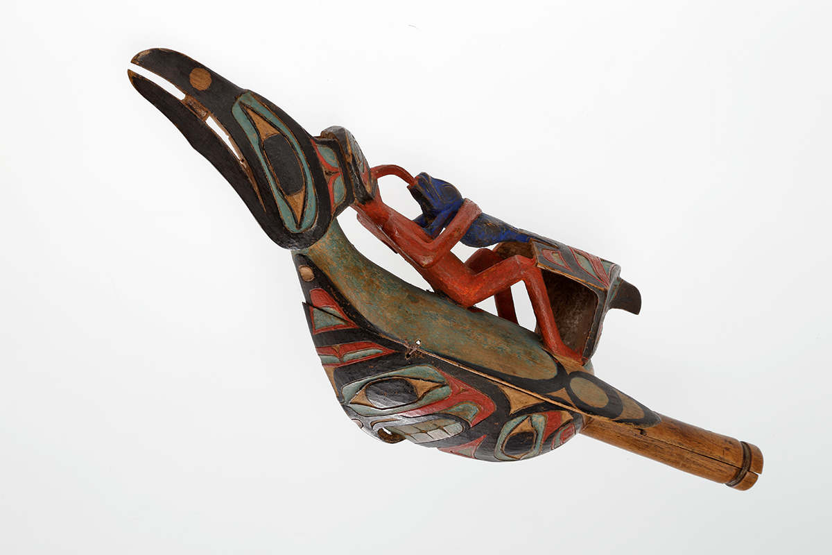 Raven rattle, 1800-1850. Unknown artist. Alder wood, paint, sinew, cotton. Collected by George Mercer Dawson, 1878.  ME892.12.2 © McCord Museum 