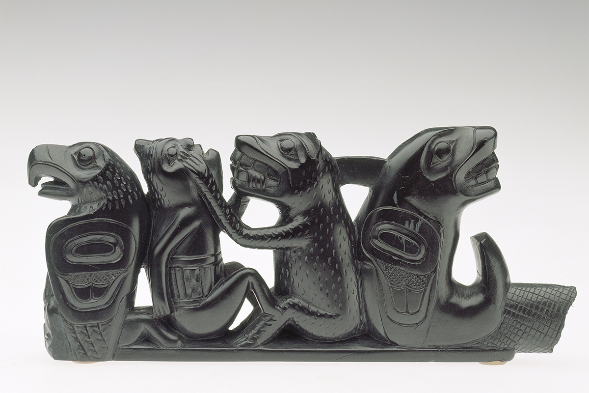 Panel pipe, 1920-1930, Unknown artist. Argillite. Gift of Marion Ives
ME940.23. © McCord Museum.
