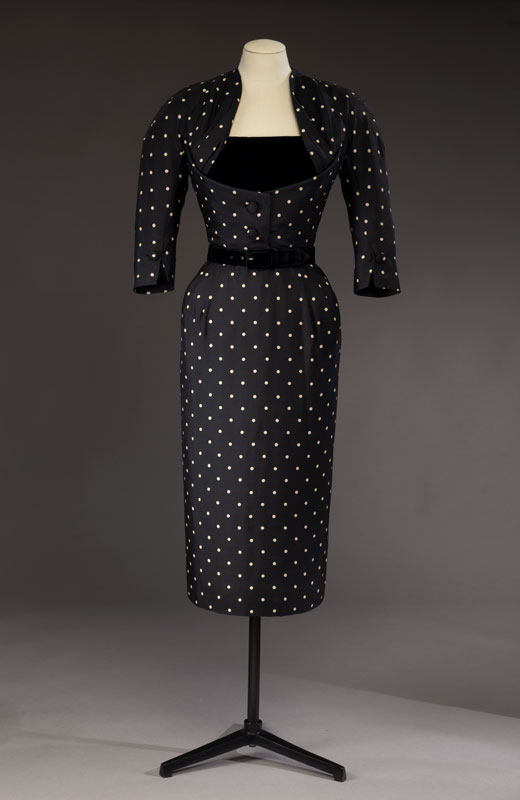 Afternoon dress, <i>Mirza</i>, Christian Dior, Spring-Summer 1951 Collection. Gift of Honor G. Nesbitt, M973.127.7.1-3 © McCord Museum