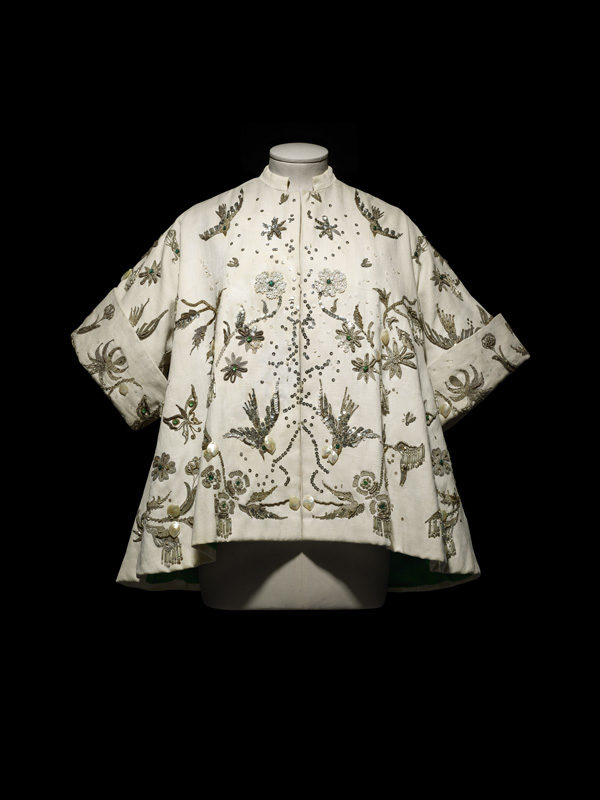 Evening jacket, <i>Pondichéry</i>, Christian Dior, 1948. ROM 2010.38.1 © Laziz Hamani