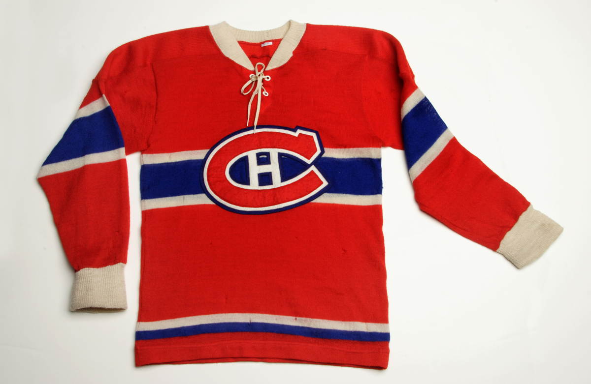 Chandail de hockey, 1943-1953. Don de la succession de Maurice Richard, M2002.56.1 © Musée McCord