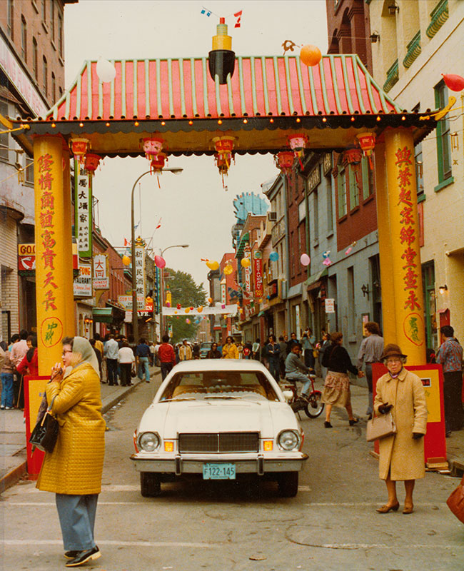 Page from Arthur Lee’s photographic album, 1933-1970. Gift of Gilbert Lee. M2008.104.1.1-49, McCord Stewart Museum