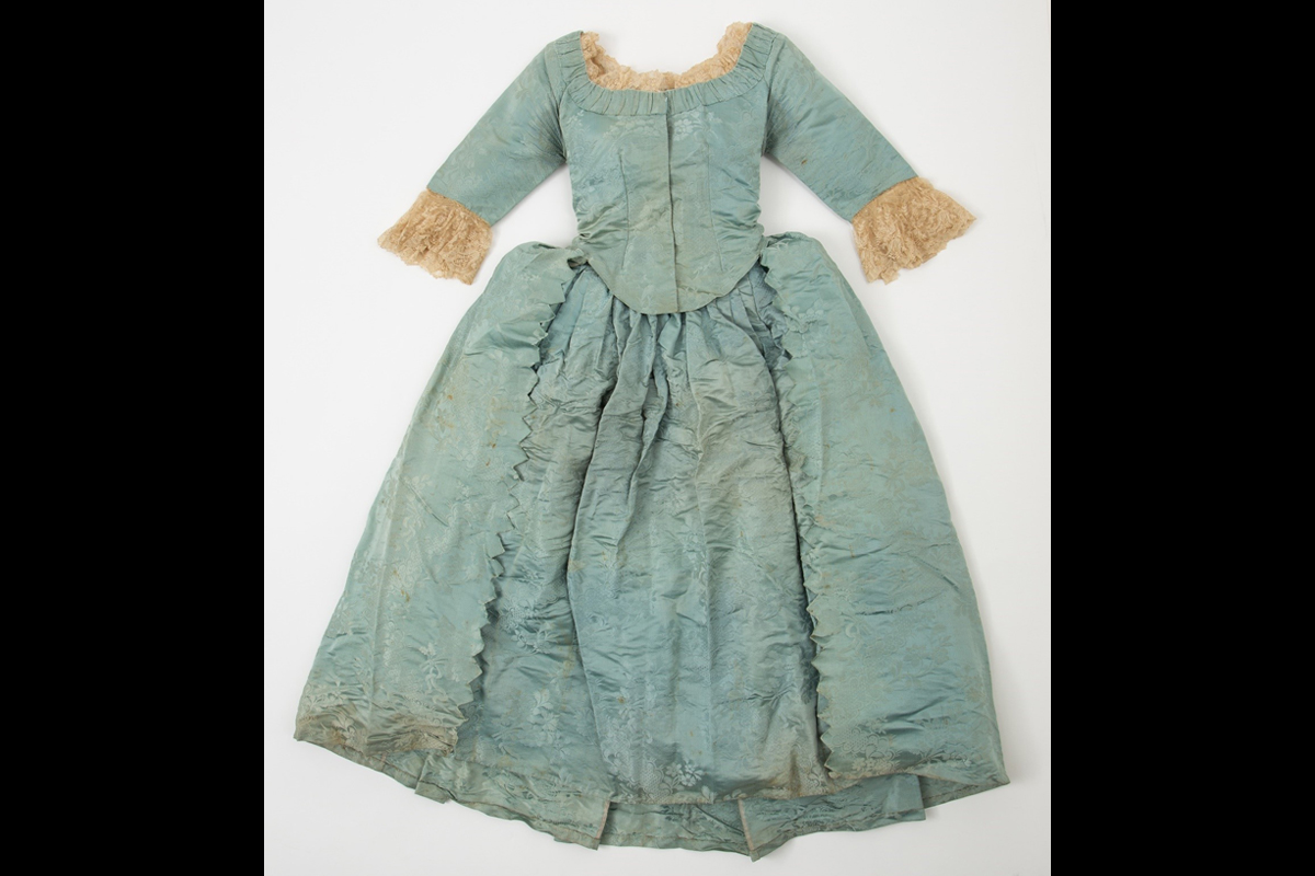 Dress, 1760-1780, M2022.18.1.1-2, McCord Stewart Museum