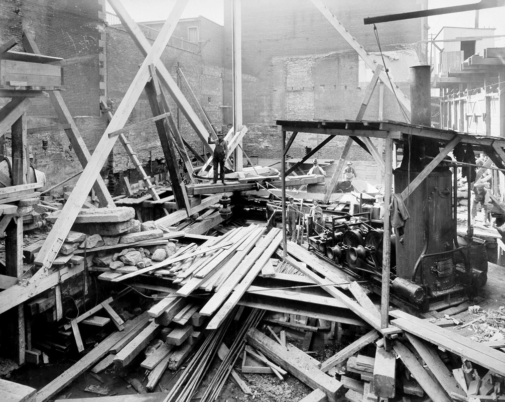 W.W.K., <i>Erecting Crossbracings, Dandurand Building, Montreal</i>, 1913. Gift of Charles S. Deakin, MP-1977.140.6.12, McCord Stewart Museum