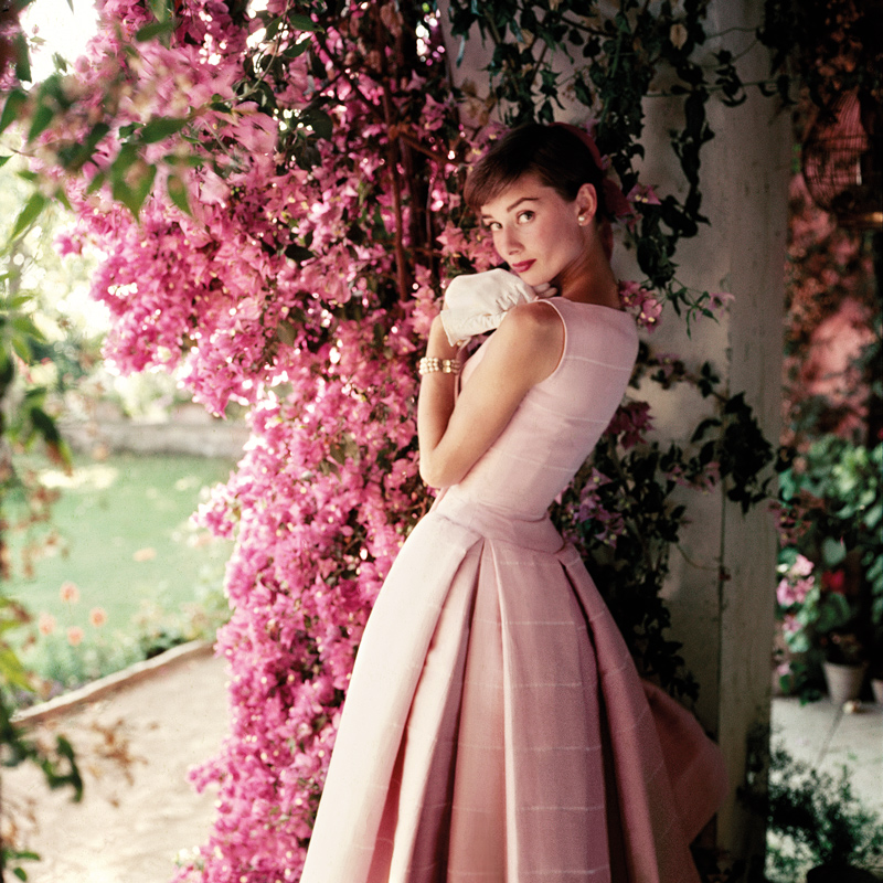 Audrey Hepburn (1929-1993), photographed at La Vigna, Hepburn's villa outside Rome, <em>-Glamour</em>, December 1955 © Iconic Images / The Norman Parkinson Archive 2024