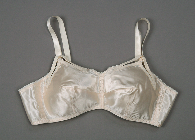 Montreal In Fashion History - Wonderbra - The Montreal Fashion