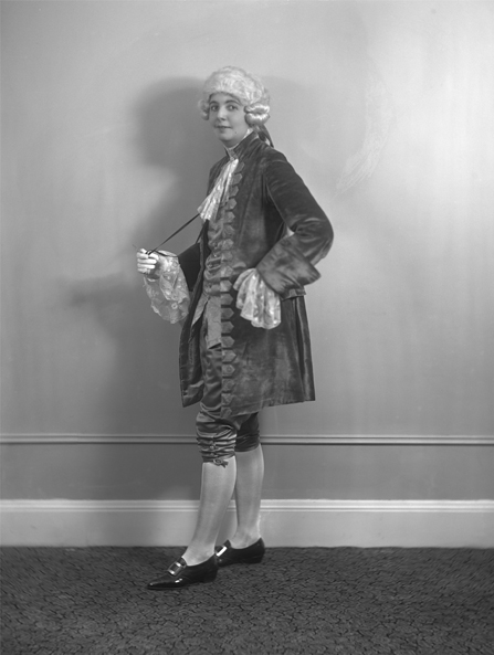 Fancy dress ball ltd deals