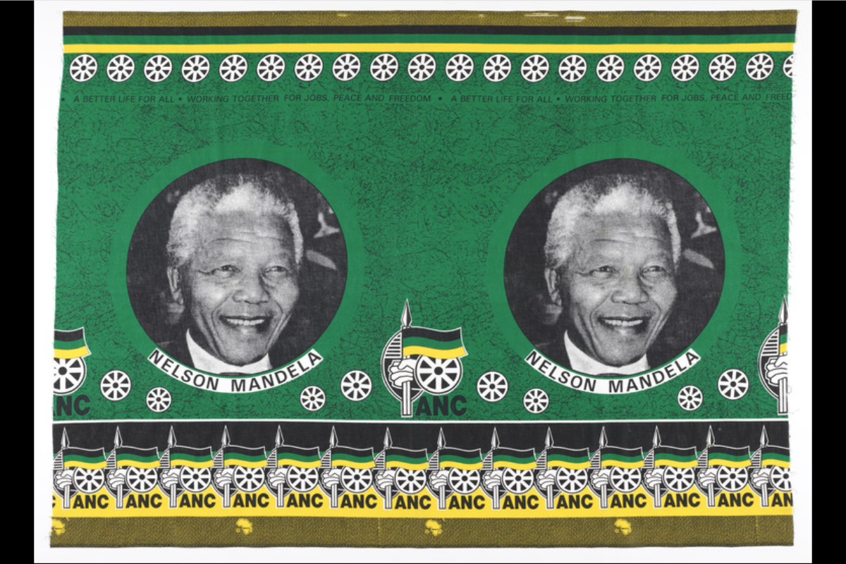 Tissu commémorant Nelson Mandela et le Congrès national africain (ANC)   Afrique du Sud, 1991 © Victoria and Albert Museum, Londres 