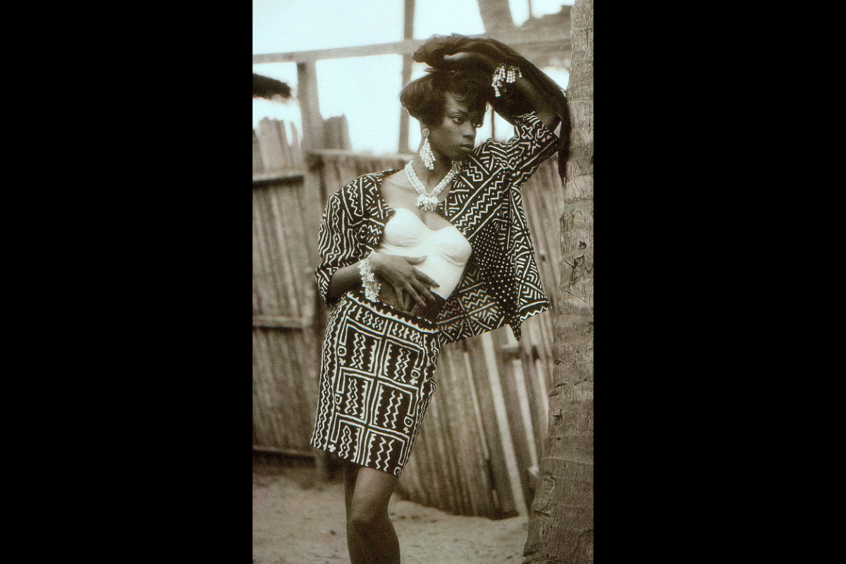 Design by Chris Seydou, Grand-Bassam, Cote d’Ivoire, 1991 © Nabil Zorkot