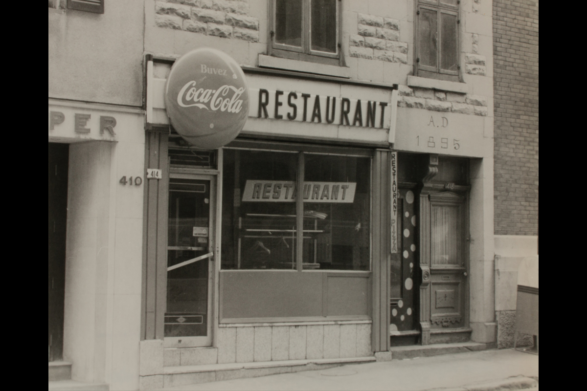 Edith H. Mather, <em>414-418 De La Gauchetière Street, Montreal, Quebec</em>, 1976. Gift of Edith H. Mather, M2012.113.1.3.48P, McCord Stewart Museum 