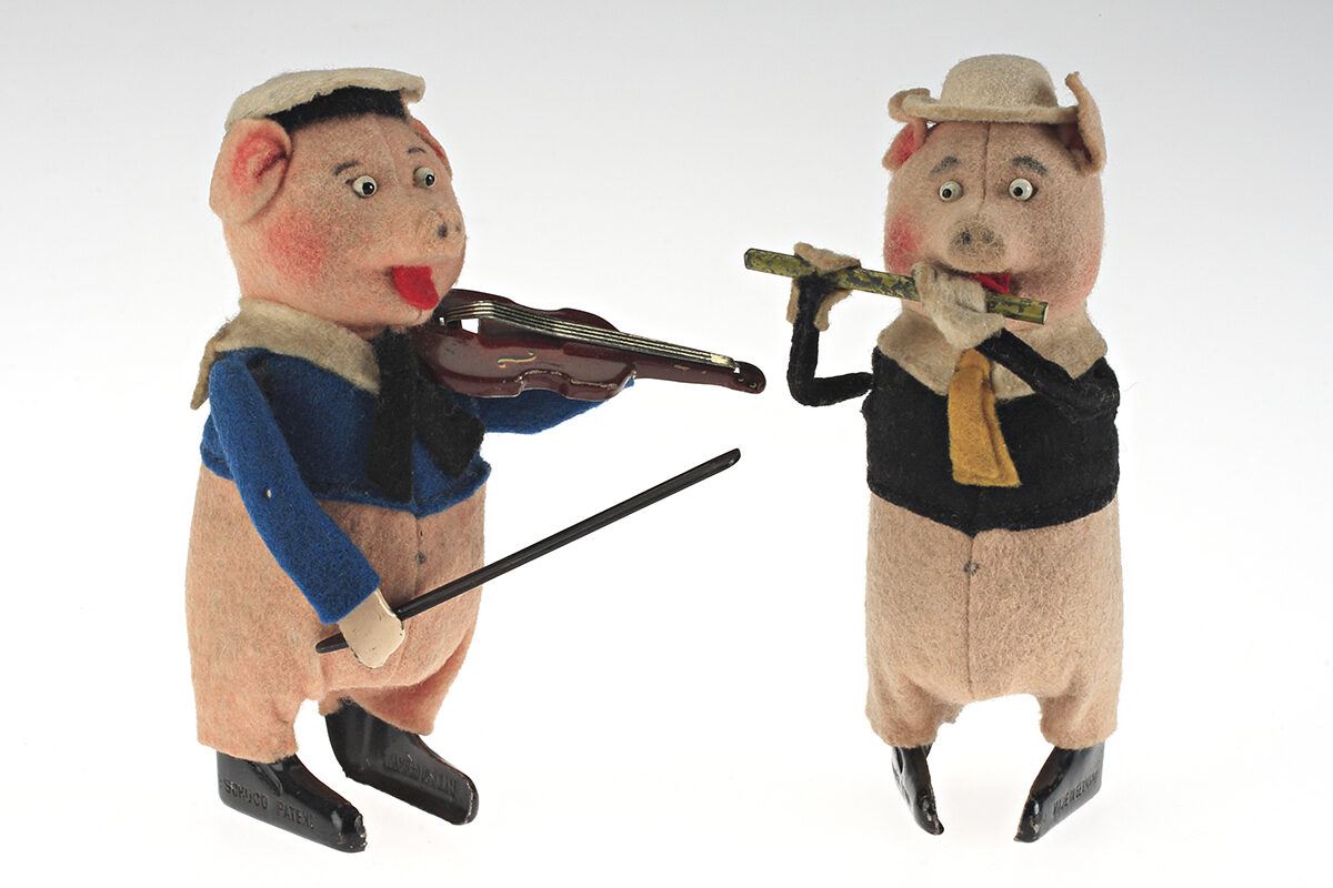 Schuco, Cochons mécaniques, vers 1935. Don de Catherine E. Brown, M2001.93.7, Musée McCord Stewart