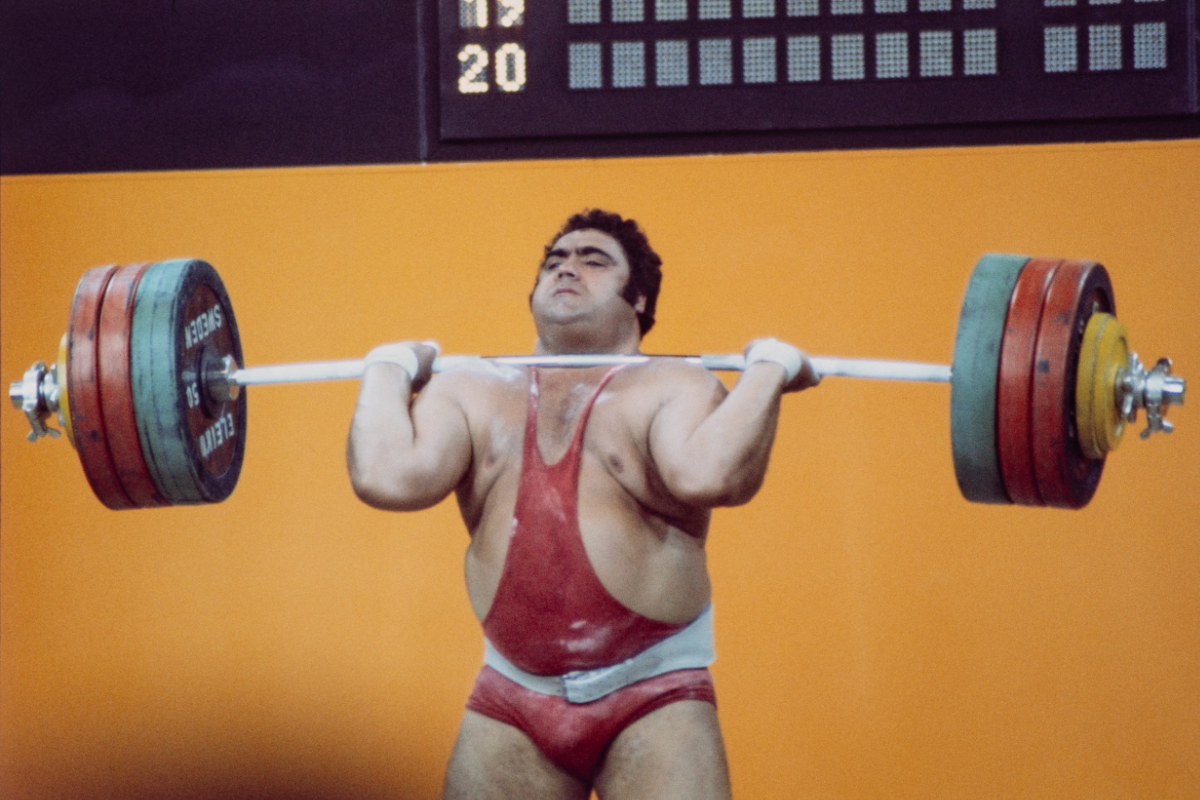 Paul-Henri Talbot, <i>Vasily Alekseyev établit le record international et remporte la médaille d’or dans la catégorie poids superlourd, Montréal</i>, 27 juillet 1976. Don de La Presse Inc., M2020.95.15.7.8227, Musée McCord Stewart 