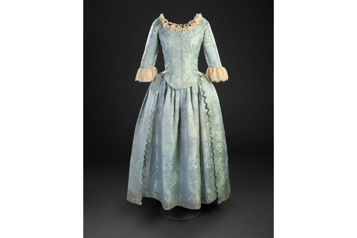 Dress, 1780s. Gift of Tim and Gordon Peters, M2022.18.1.1-2, McCord Stewart Museum